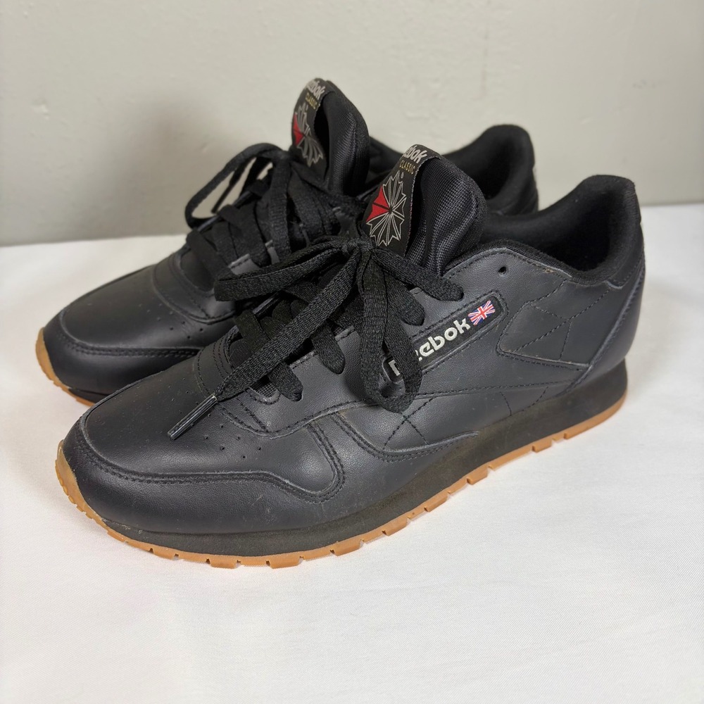 Reebok Classic Leather Women Black Gum Sole‎ Sneakers GY0961 Size 8.5